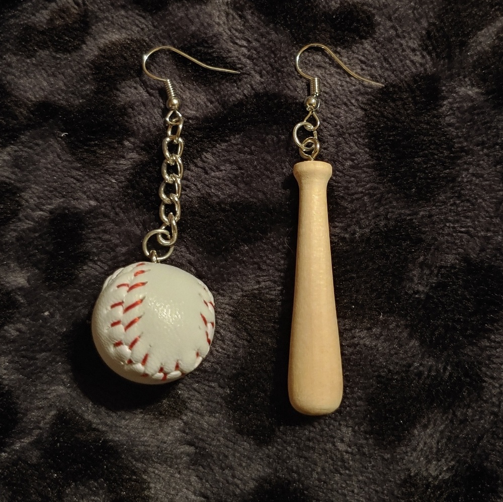 Baseball / softball earrings